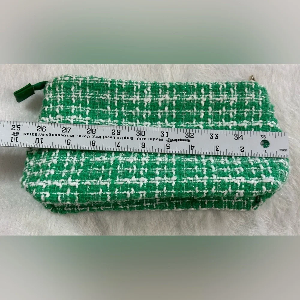 🍀Mario Badescu Green and White Cosmetic Bag with Gold Accents🍀